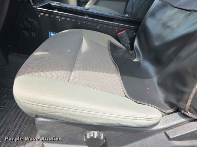 image for item FI0952 2020 Ford F250 Super Duty Crew Cab utility bed pickup truck