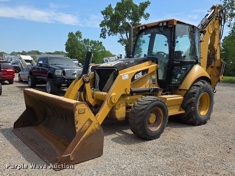 Photo of a 2011 Caterpillar 450E