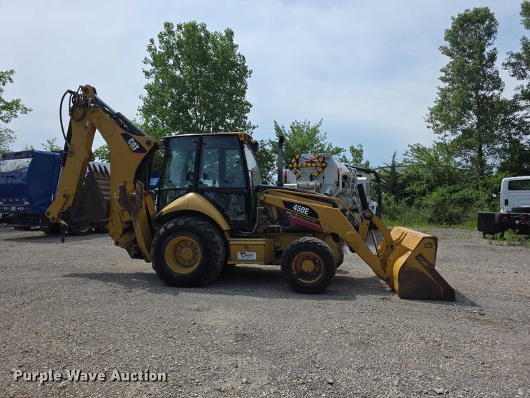 image for item FI0954 2011 Caterpillar 450E backhoe