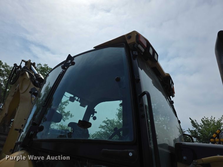 image for item FI0954 2011 Caterpillar 450E backhoe