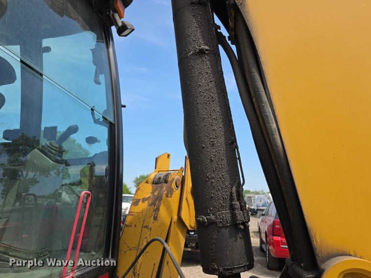 image for item FI0954 2011 Caterpillar 450E backhoe