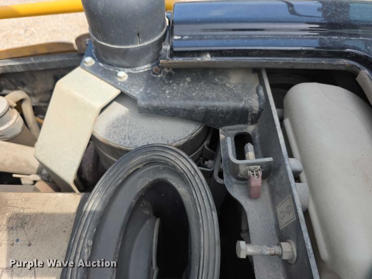 image for item FI0954 2011 Caterpillar 450E backhoe