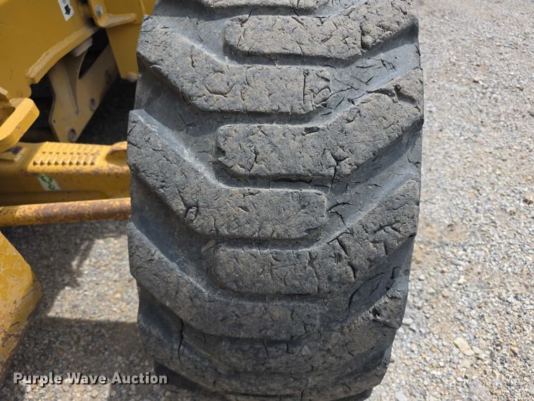 image for item FI0954 2011 Caterpillar 450E backhoe
