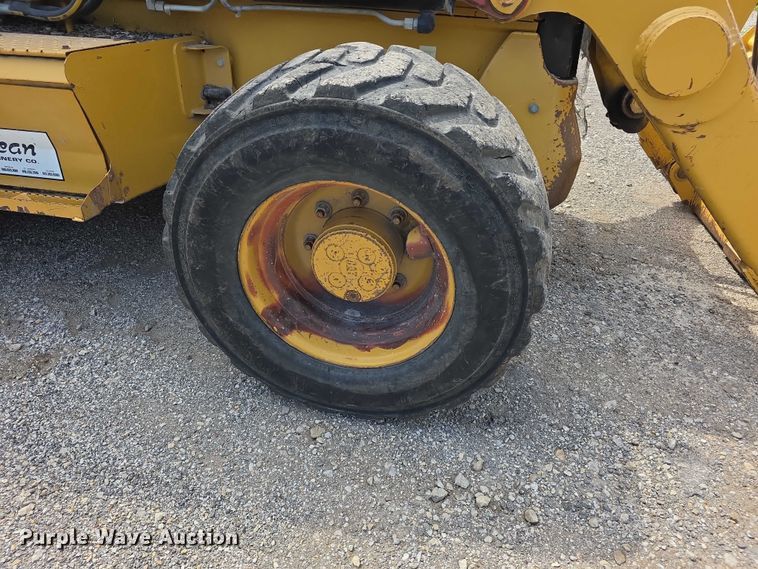 image for item FI0954 2011 Caterpillar 450E backhoe