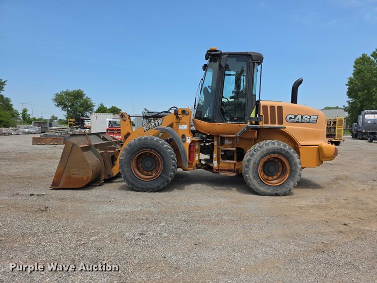 image for item FI0955 2013 Case 521F wheel loader