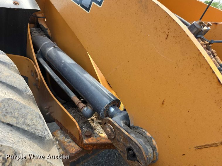 image for item FI0955 2013 Case 521F wheel loader