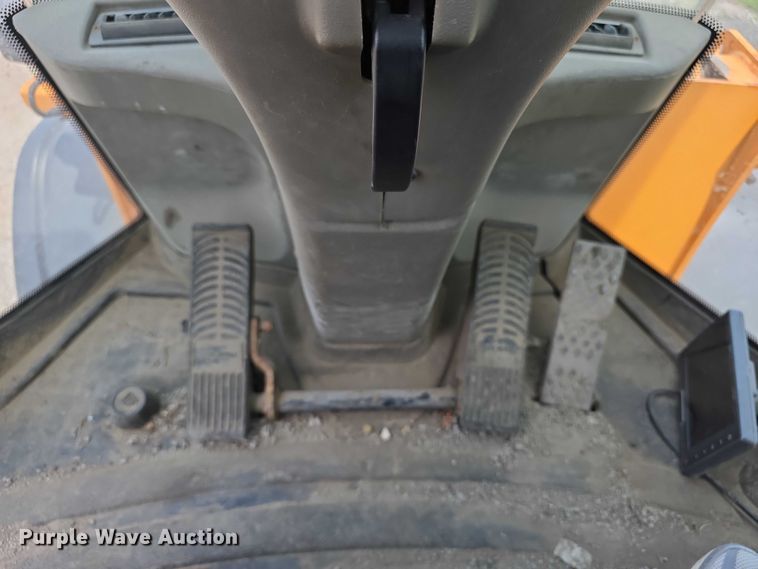 image for item FI0955 2013 Case 521F wheel loader