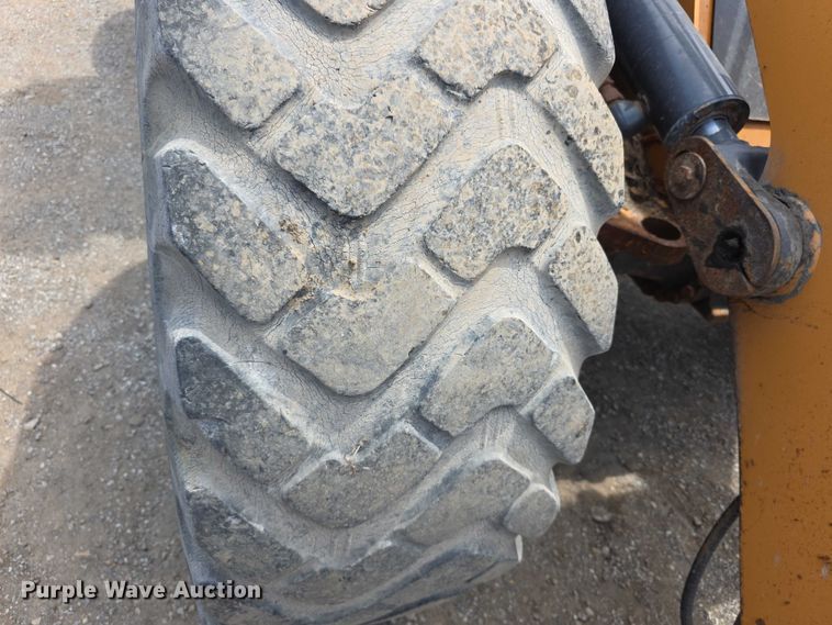 image for item FI0955 2013 Case 521F wheel loader