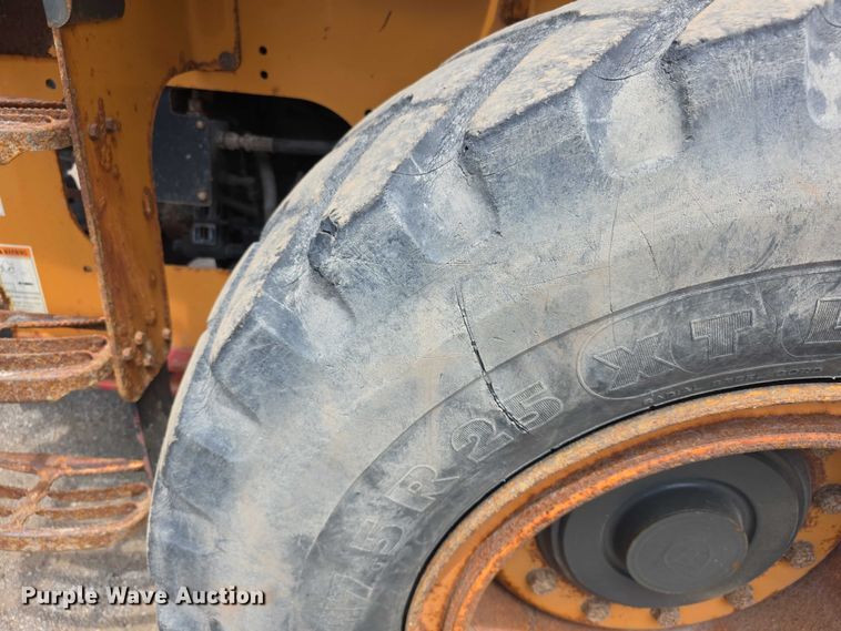 image for item FI0955 2013 Case 521F wheel loader