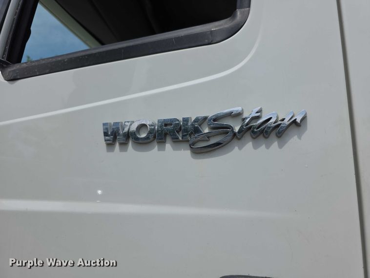 image for item FI0989 2008 International 7400SBA vacuum truck