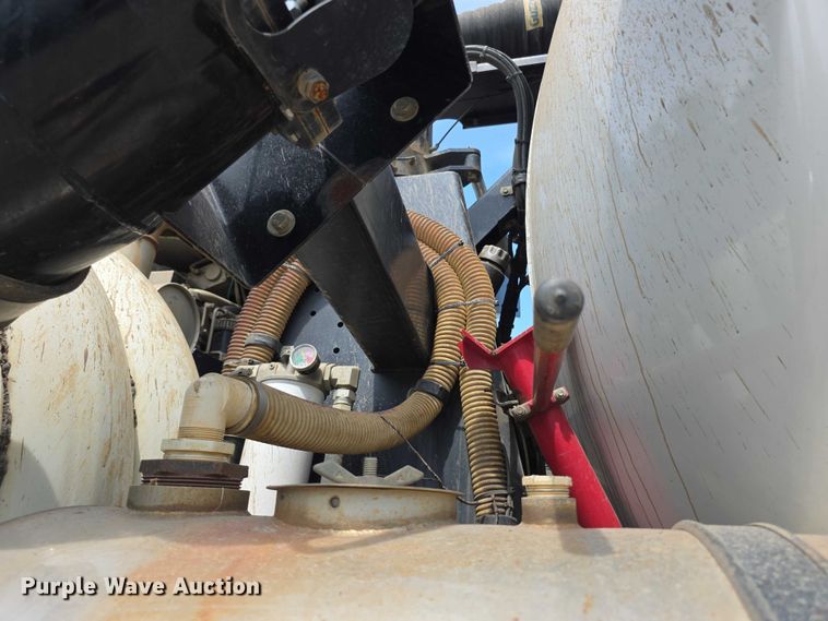 image for item FI0989 2008 International 7400SBA vacuum truck