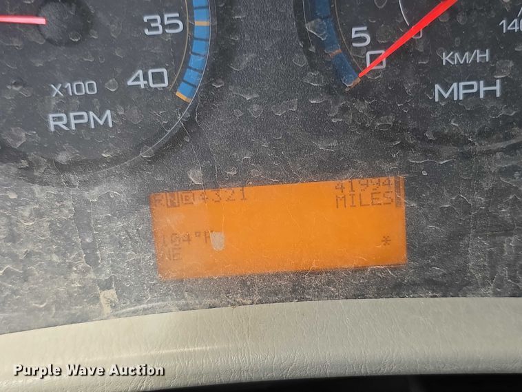 image for item FI0989 2008 International 7400SBA vacuum truck