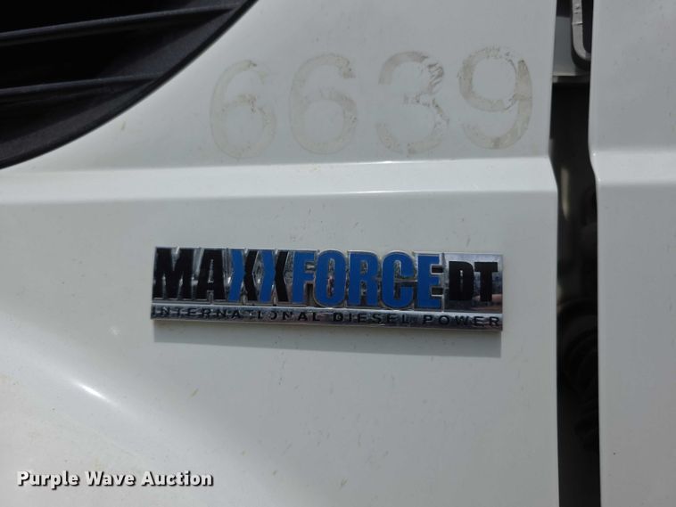 image for item FI0989 2008 International 7400SBA vacuum truck
