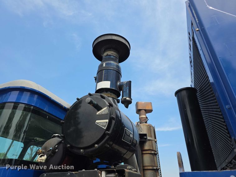 image for item FI0990 2017 Mack LR633 refuse truck