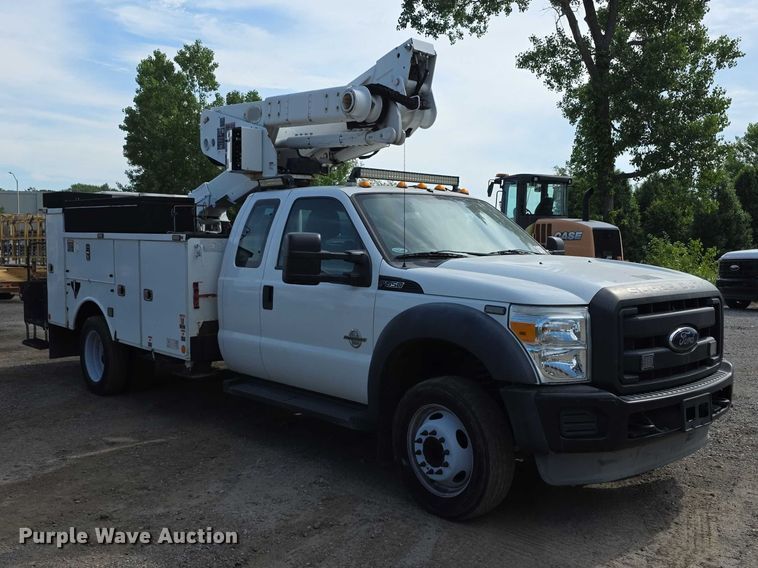 image for item FI0993 2012 Ford F550 Super Duty XL bucket truck