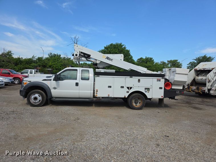 image for item FI0993 2012 Ford F550 Super Duty XL bucket truck