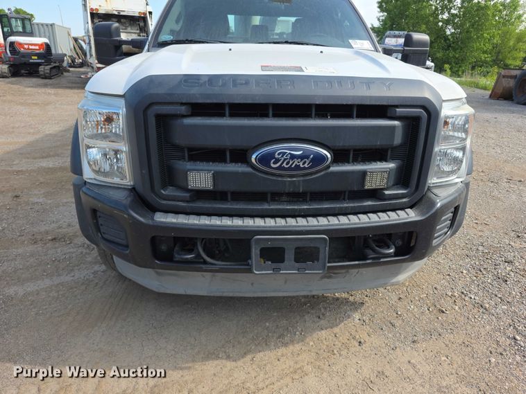image for item FI0993 2012 Ford F550 Super Duty XL bucket truck