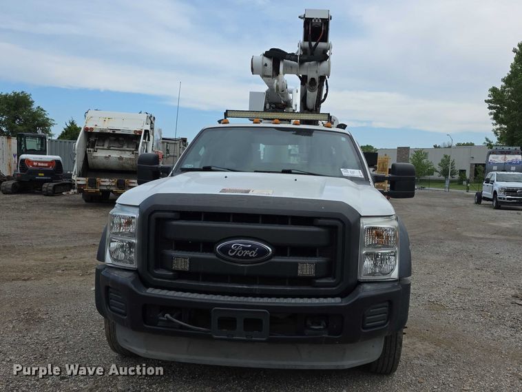 image for item FI0994 2012 Ford F550 Super Duty XL bucket truck