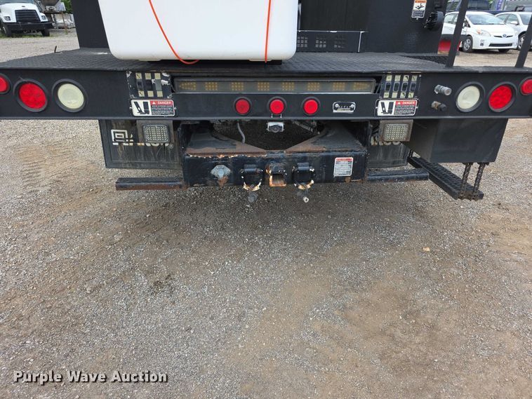 image for item FI0994 2012 Ford F550 Super Duty XL bucket truck
