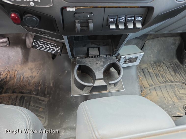 image for item FI0994 2012 Ford F550 Super Duty XL bucket truck
