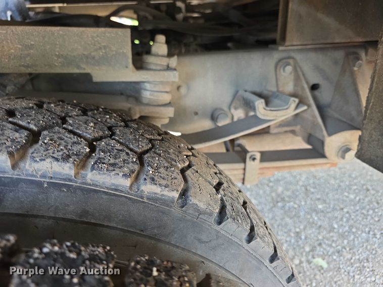 image for item FI0994 2012 Ford F550 Super Duty XL bucket truck