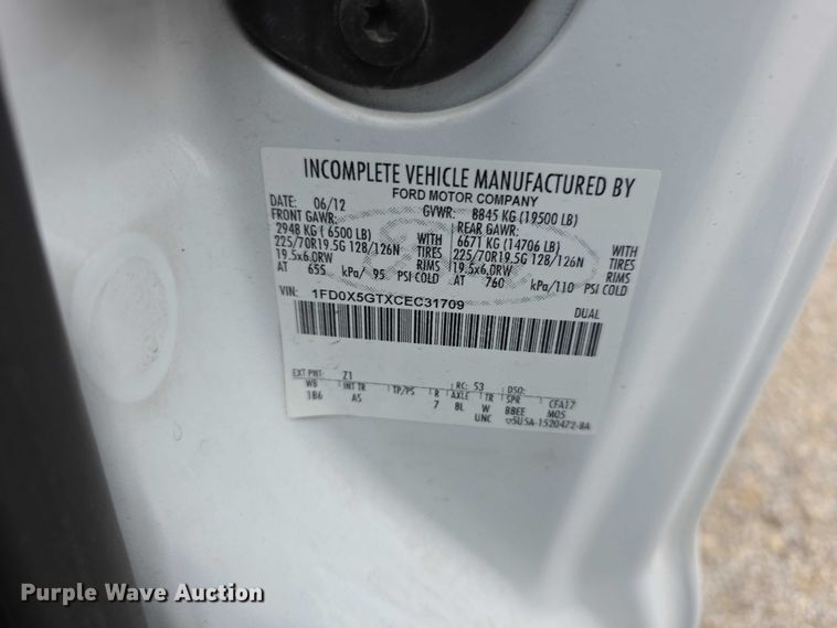image for item FI0994 2012 Ford F550 Super Duty XL bucket truck