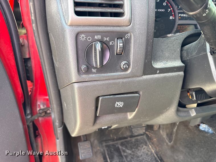 image for item FK1447 2006 Chevrolet Colorado Crew Cab pickup truck
