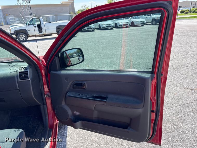 image for item FK1447 2006 Chevrolet Colorado Crew Cab pickup truck