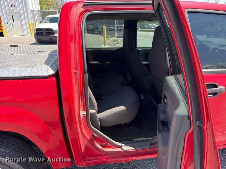 image for item FK1447 2006 Chevrolet Colorado Crew Cab pickup truck