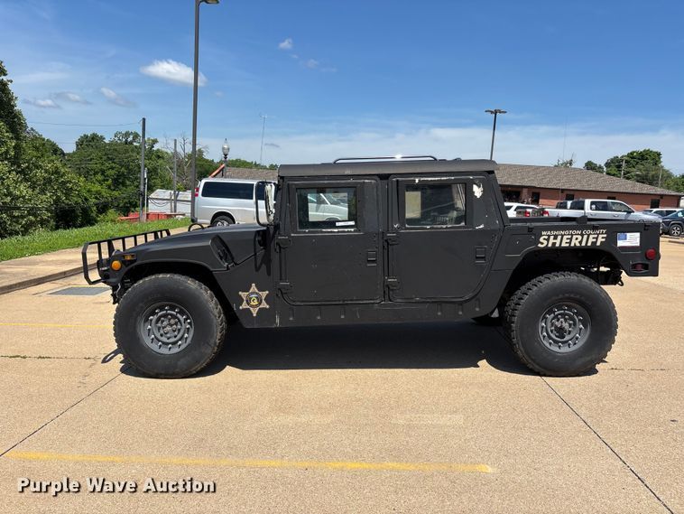 image for item LS9746 1991 Am General M1038 SUV