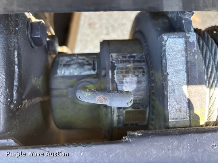 image for item LS9746 1991 Am General M1038 SUV