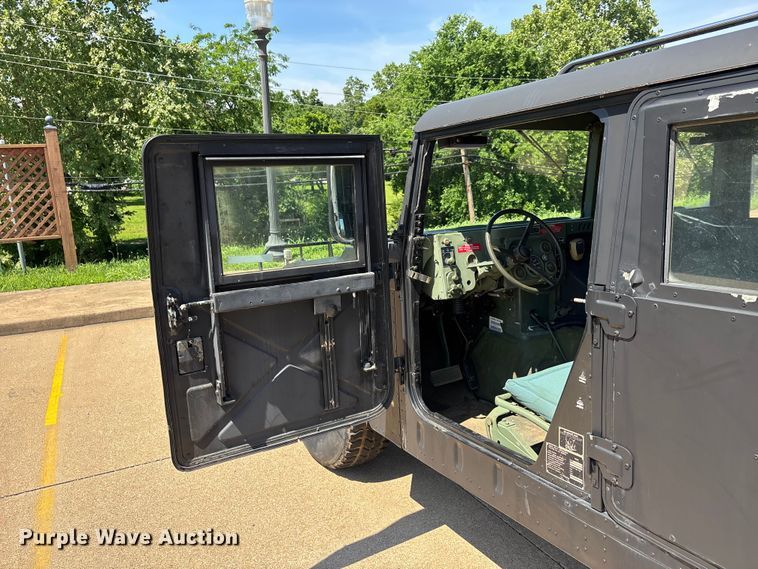 image for item LS9746 1991 Am General M1038 SUV