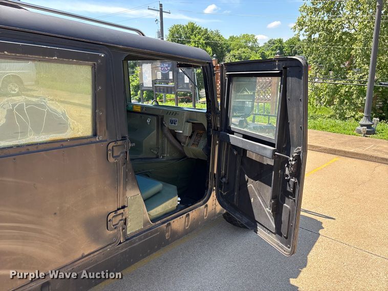 image for item LS9746 1991 Am General M1038 SUV