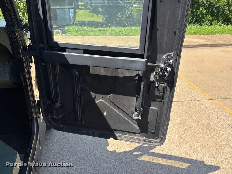 image for item LS9746 1991 Am General M1038 SUV