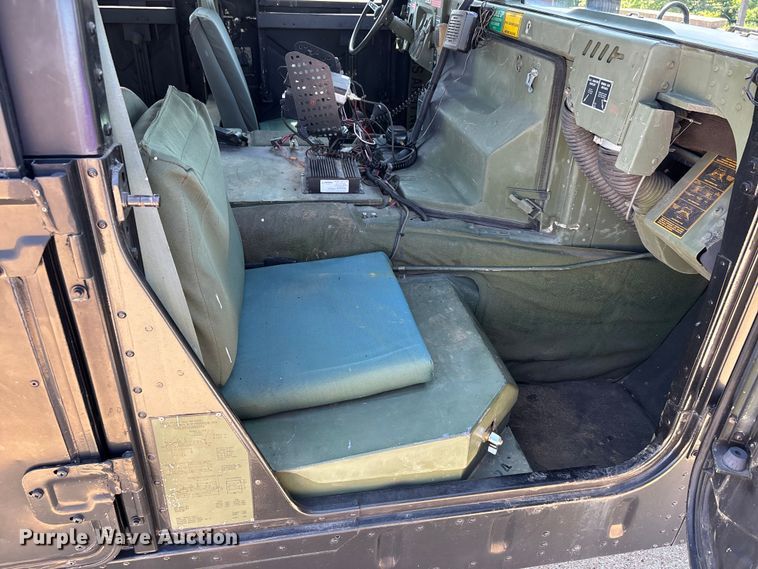 image for item LS9746 1991 Am General M1038 SUV