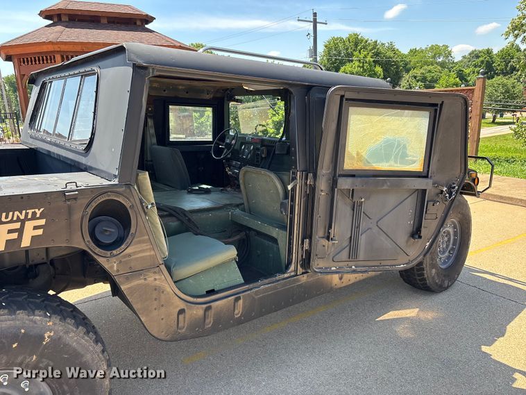 image for item LS9746 1991 Am General M1038 SUV