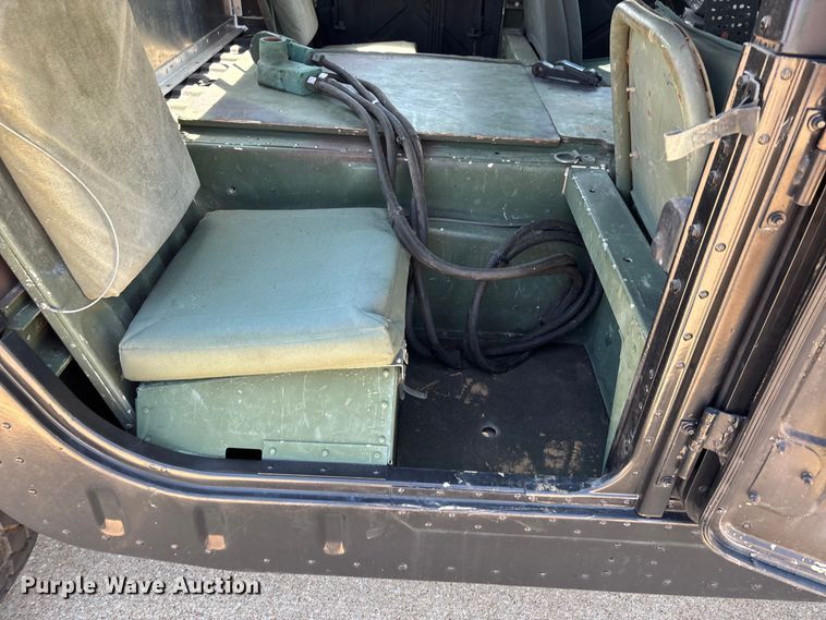 image for item LS9746 1991 Am General M1038 SUV