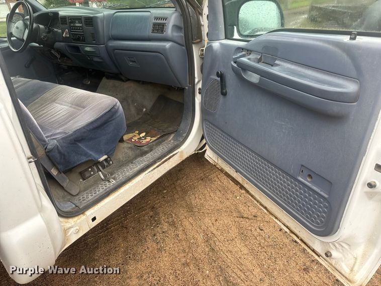 image for item MX9180 1999 Ford F250 Super Duty flatbed pickup truck