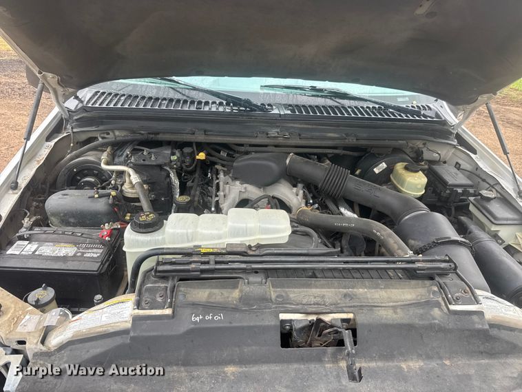 image for item MX9180 1999 Ford F250 Super Duty flatbed pickup truck