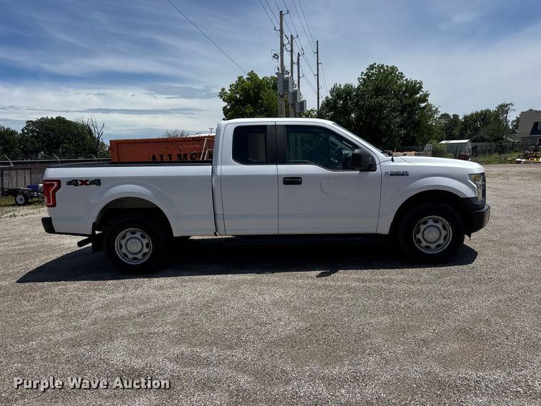 image for item NA9392 2016 Ford F150 XL Ext. Cab pickup truck