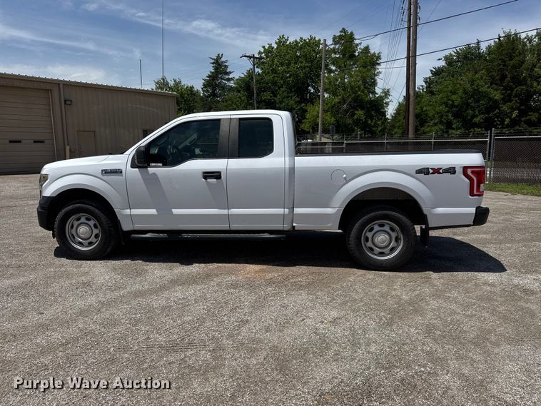 image for item NA9392 2016 Ford F150 XL Ext. Cab pickup truck