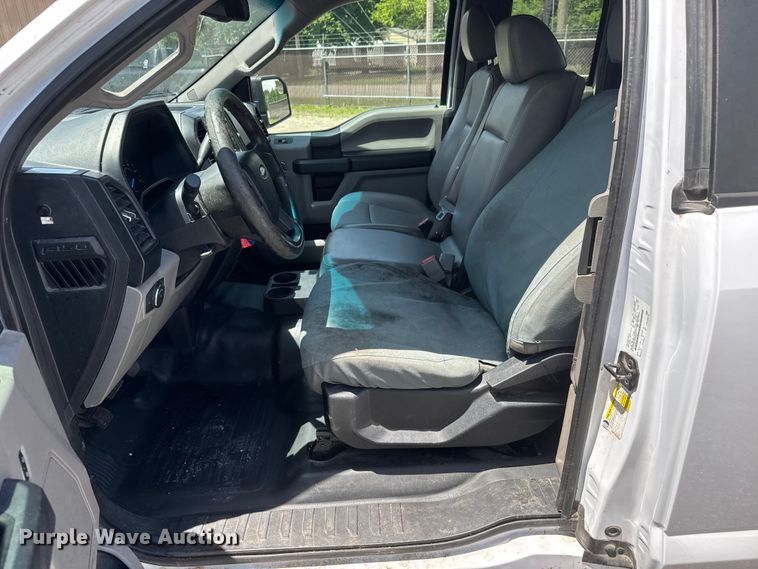 image for item NA9392 2016 Ford F150 XL Ext. Cab pickup truck