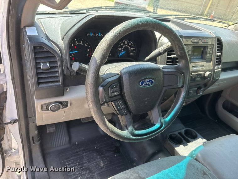 image for item NA9392 2016 Ford F150 XL Ext. Cab pickup truck