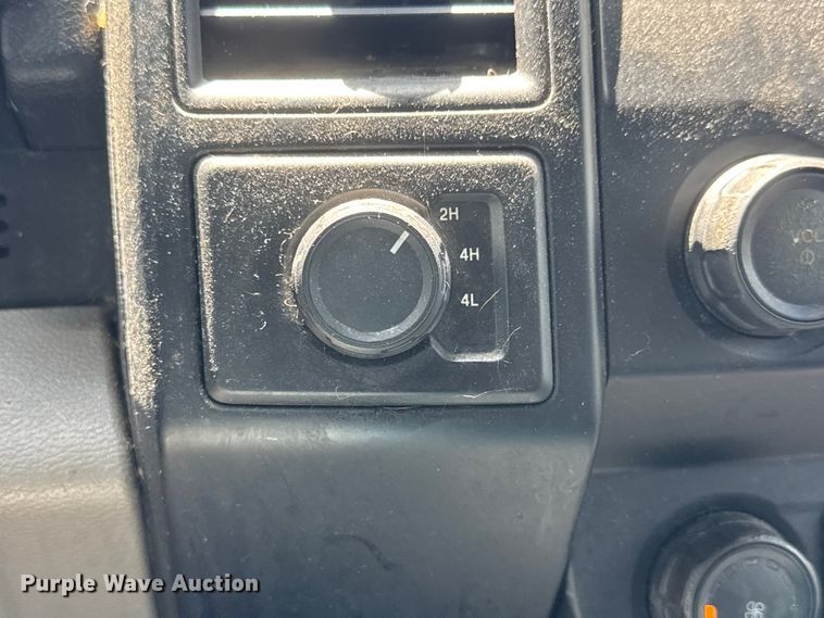 image for item NA9392 2016 Ford F150 XL Ext. Cab pickup truck