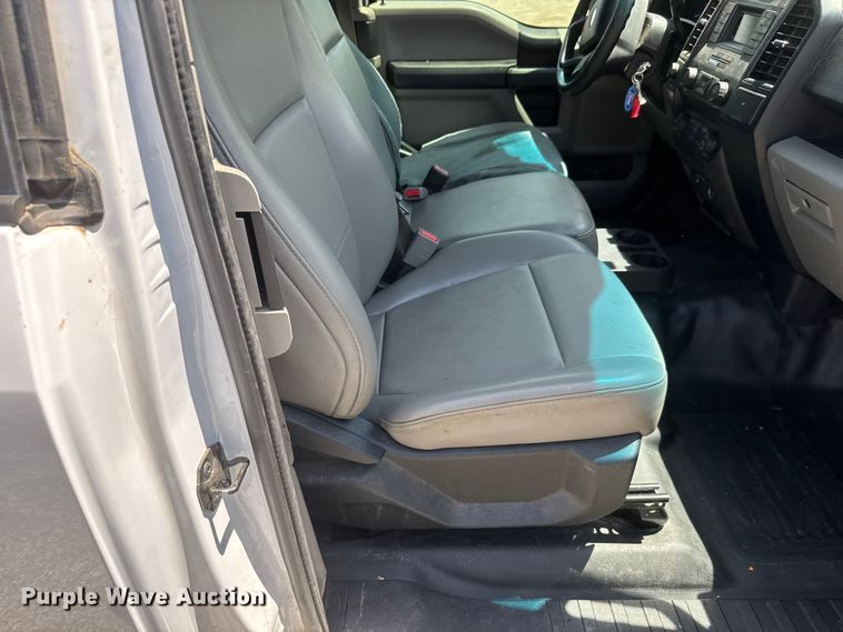image for item NA9392 2016 Ford F150 XL Ext. Cab pickup truck