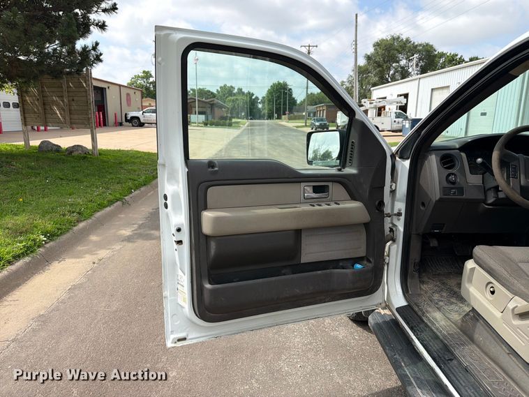 image for item NA9494 2010 Ford F150 Crew Cab pickup truck