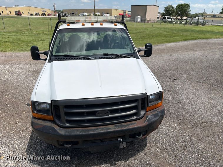 image for item NA9504 2001 Ford F350 Super Duty dump bed pickup truck