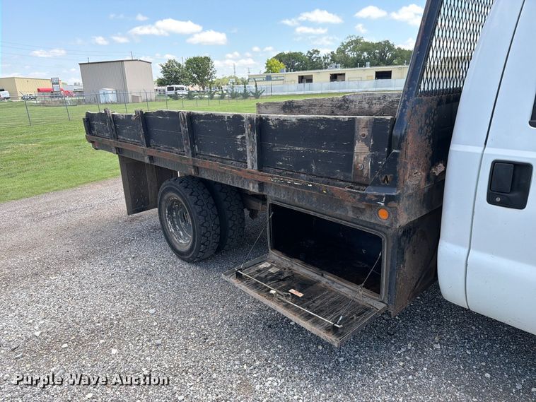 image for item NA9504 2001 Ford F350 Super Duty dump bed pickup truck