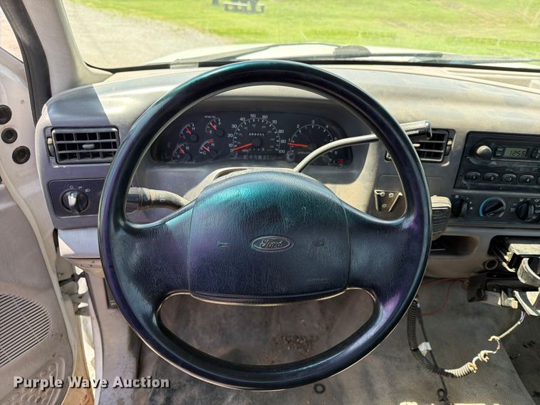 image for item NA9504 2001 Ford F350 Super Duty dump bed pickup truck