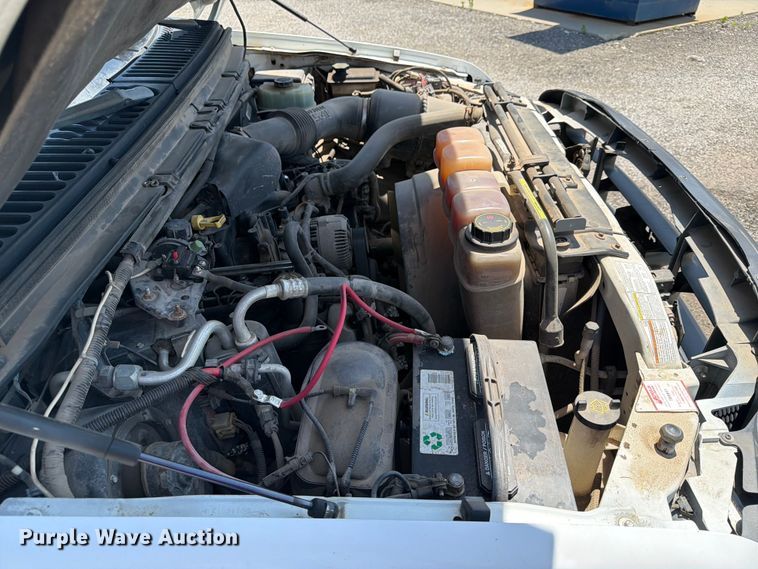image for item NA9504 2001 Ford F350 Super Duty dump bed pickup truck